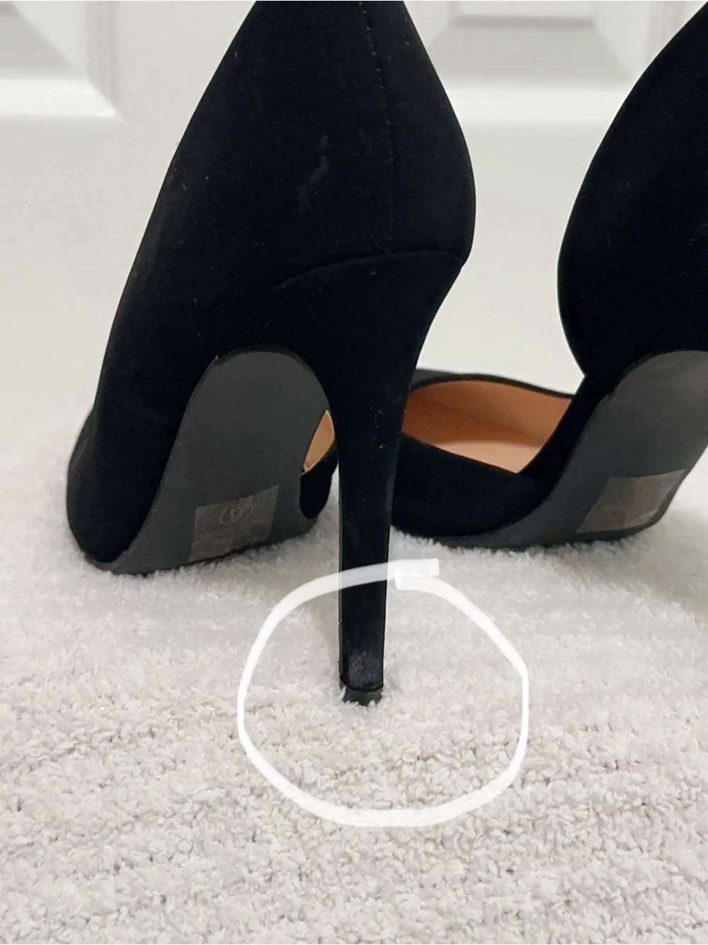 Delicious Black Pointed-Toe Stiletto Suade Heels - Picture 10 of 12